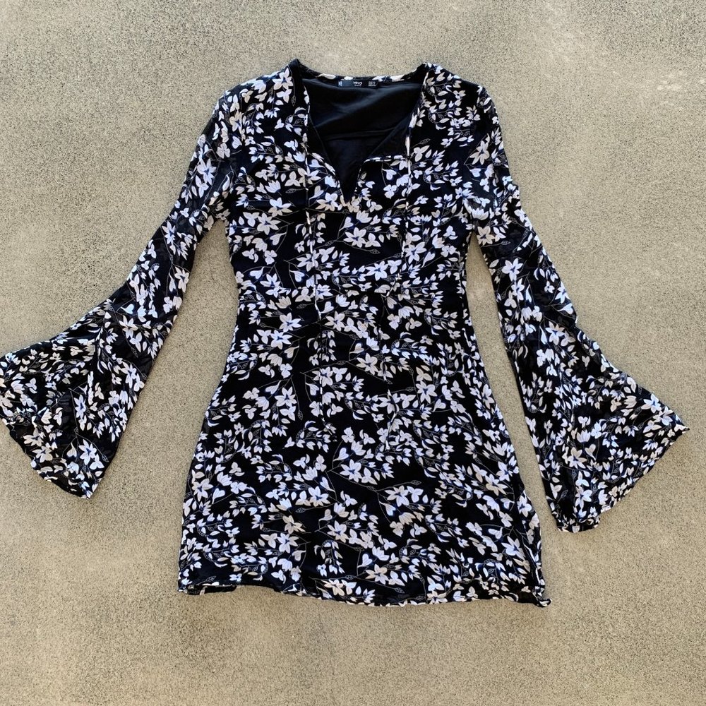 Black/Blue Floral Summer Dress - Picture 2 of 7